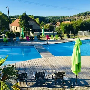 La Colline Aux Chalets, Jaccuzi, Sauna Vakantiehuis Saint-Chamarand